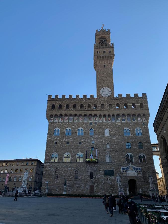 Signoria Apartment With Patio Firenze Bagian luar foto