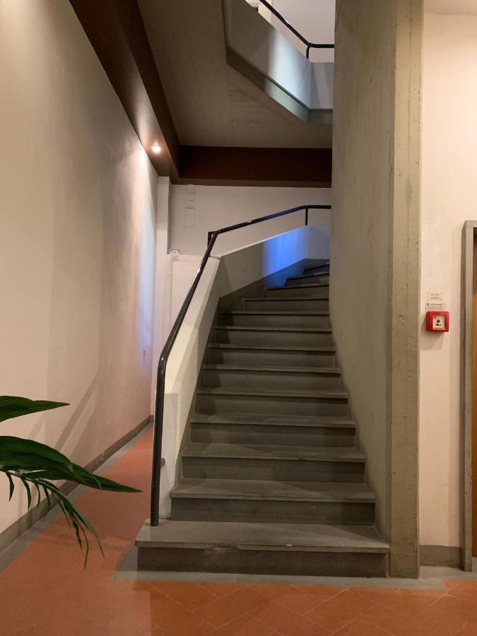 Signoria Apartment With Patio Firenze Bagian luar foto
