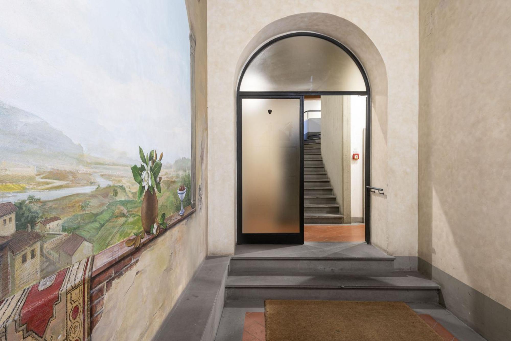 Signoria Apartment With Patio Firenze Bagian luar foto