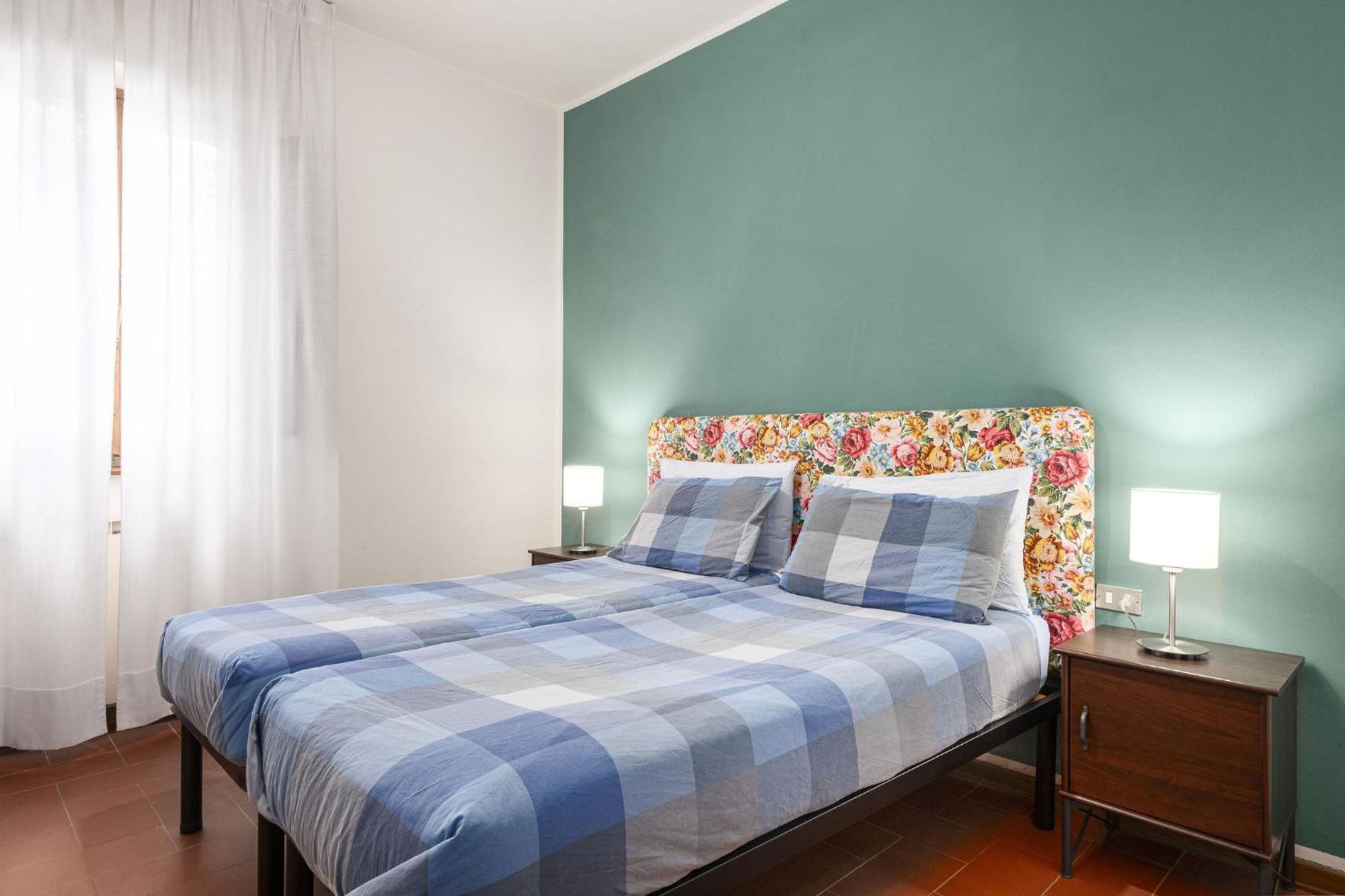 Signoria Apartment With Patio Firenze Bagian luar foto